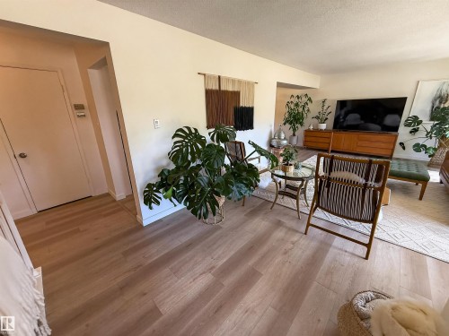 11 Fifth Avenue, Spruce Grove, AB 
