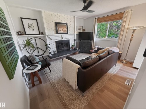 11 Fifth Avenue, Spruce Grove, AB 