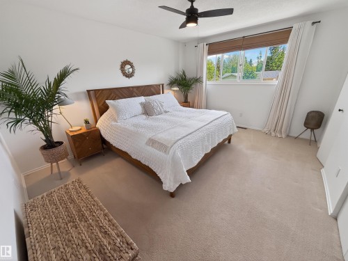 11 Fifth Avenue, Spruce Grove, AB 