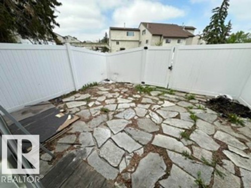 12C Meadowlark Village, Edmonton, AB 