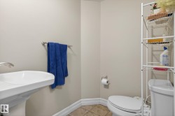 Neutral tone wall finishes - 