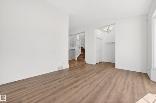 18956 78 Avenue Nw, Edmonton, AB - Indoor Photo Showing Other Room