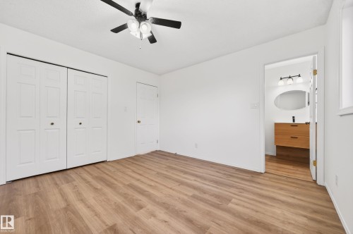 18956 78 Avenue Nw, Edmonton, AB - Indoor Photo Showing Other Room