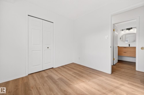 18956 78 Avenue Nw, Edmonton, AB - Indoor Photo Showing Other Room