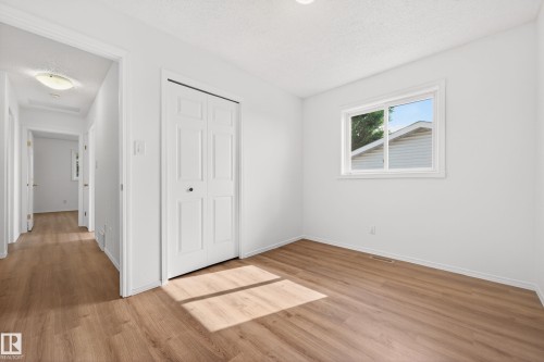 18956 78 Avenue Nw, Edmonton, AB - Indoor Photo Showing Other Room