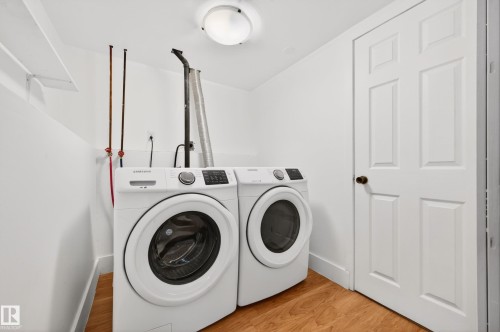 18956 78 Avenue Nw, Edmonton, AB - Indoor Photo Showing Laundry Room