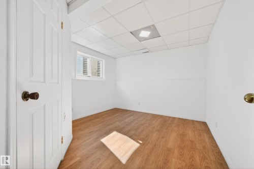 18956 78 Avenue Nw, Edmonton, AB - Indoor Photo Showing Other Room