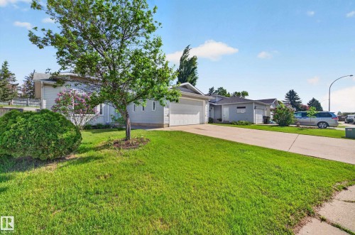 18956 78 Avenue Nw, Edmonton, AB - Outdoor