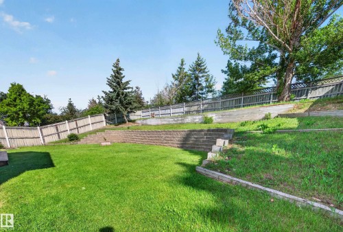 18956 78 Avenue Nw, Edmonton, AB - Outdoor