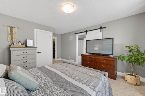 52 Gilmore Way, Spruce Grove, AB - Indoor Photo Showing Bedroom