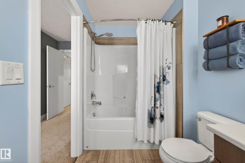 52 Gilmore Way, Spruce Grove, AB - Indoor Photo Showing Bathroom