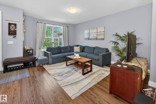 52 Gilmore Way, Spruce Grove, AB - Indoor Photo Showing Living Room