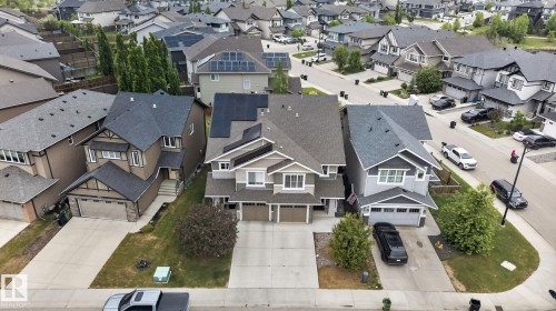 Modern residential neighborhood featuring a variety of detached homes - 3806 Powell Wynd, Edmonton, AB 