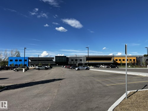 201 49 Akins Drive, St. Albert, AB 