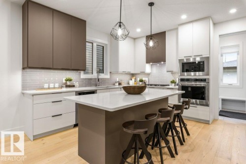 8814 85 Avenue, Edmonton, AB 