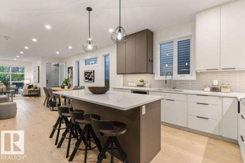 8814 85 Avenue, Edmonton, AB 