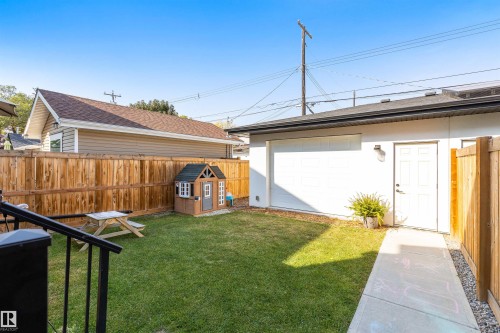 8814 85 Avenue, Edmonton, AB 