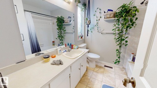 185 Lancaster Terrace, Edmonton, AB 