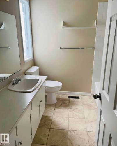 185 Lancaster Terrace, Edmonton, AB 