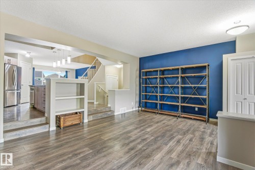 7774 Eifert Crescent, Edmonton, AB 