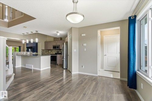 7774 Eifert Crescent, Edmonton, AB 