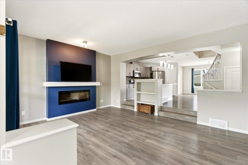 7774 Eifert Crescent, Edmonton, AB 