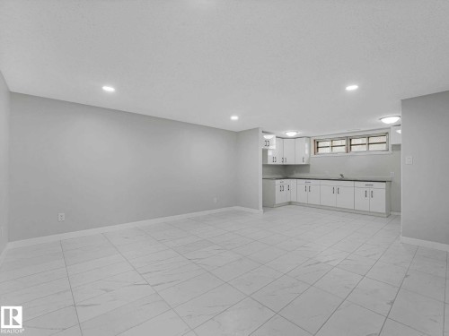 13807 92 Street, Edmonton, AB 