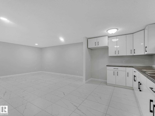 13807 92 Street, Edmonton, AB 