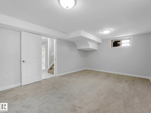 13807 92 Street, Edmonton, AB 