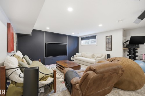 6615 Knox Place, Edmonton, AB - Indoor