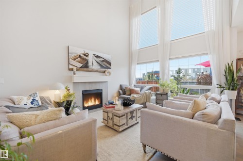 6615 Knox Place, Edmonton, AB - Indoor Photo Showing Living Room With Fireplace