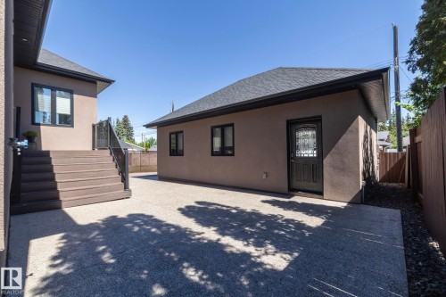 6504 97 Avenue, Edmonton, AB 