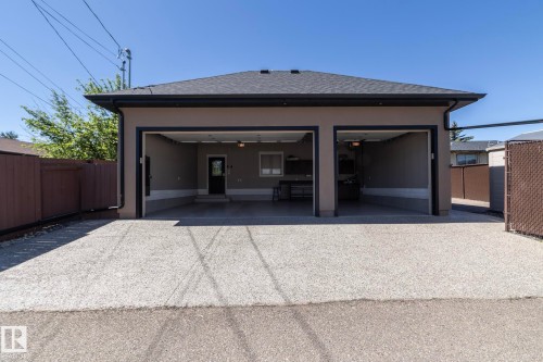 6504 97 Avenue, Edmonton, AB 