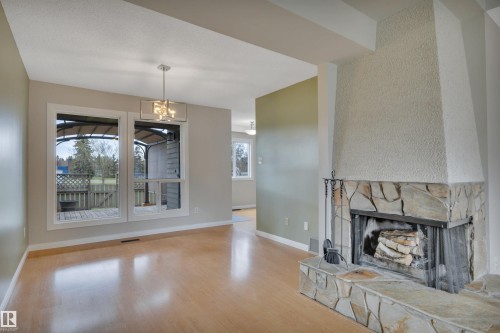 5353 Hill View Crescent, Edmonton, AB 
