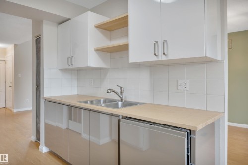 5353 Hill View Crescent, Edmonton, AB 
