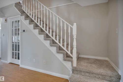 5353 Hill View Crescent, Edmonton, AB 
