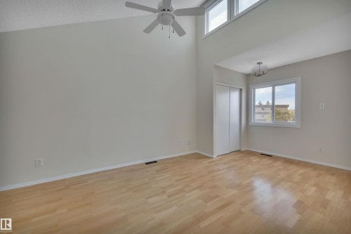 5353 Hill View Crescent, Edmonton, AB 