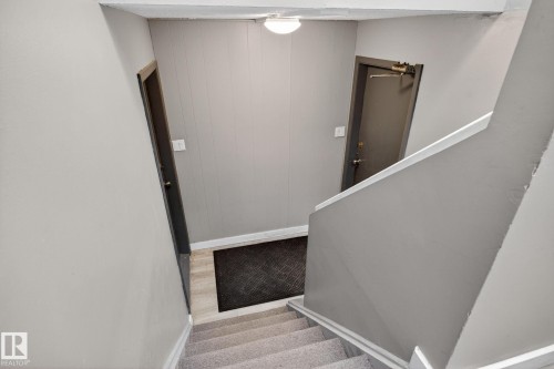 6203 122 Avenue, Edmonton, AB 