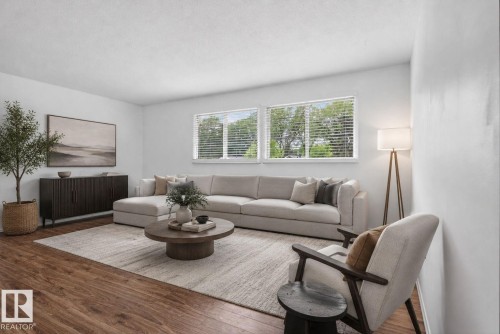 6203 122 Avenue, Edmonton, AB 