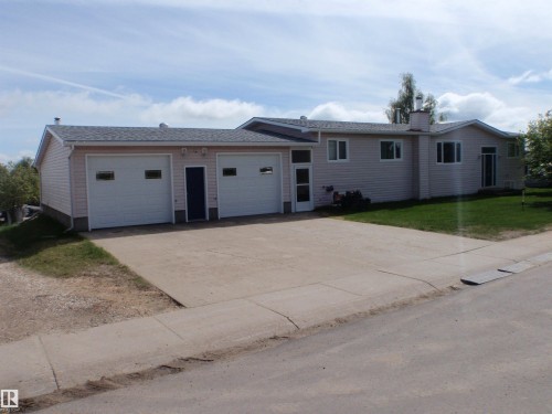 3 Hillside Avenue, Swan Hills, AB 