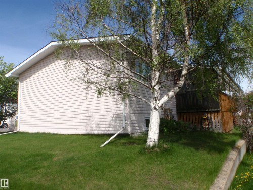 3 Hillside Avenue, Swan Hills, AB 