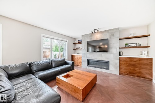 907 115 Street, Edmonton, AB 