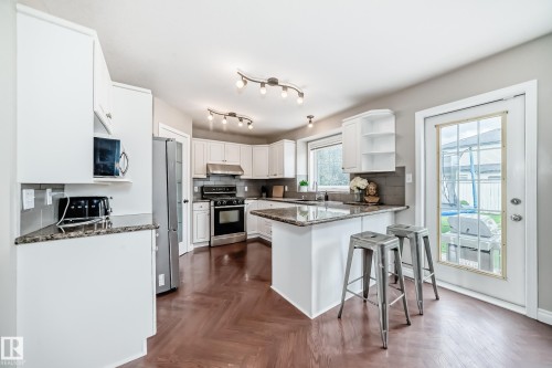 907 115 Street, Edmonton, AB 