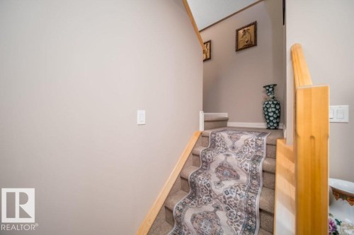 2577 Hanna Crescent, Edmonton, AB - Indoor Photo Showing Other Room