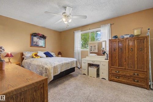 2068 45 Street, Edmonton, AB - Indoor Photo Showing Bedroom