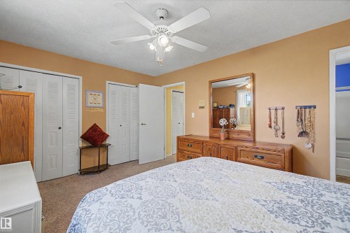 2068 45 Street, Edmonton, AB - Indoor Photo Showing Bedroom
