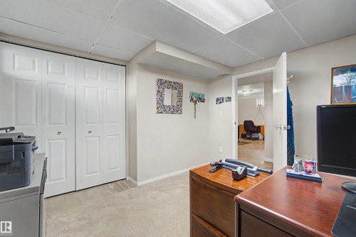 Office - 2068 45 Street, Edmonton, AB - Indoor Photo Showing Laundry Room