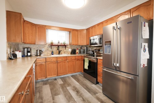 3467 39 Street, Edmonton, AB 