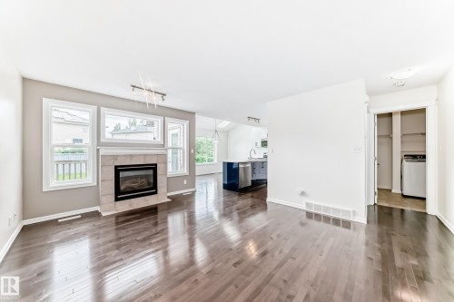 21208 89A Avenue, Edmonton, AB 