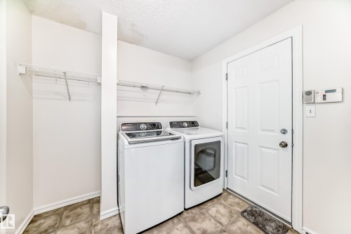 21208 89A Avenue, Edmonton, AB 